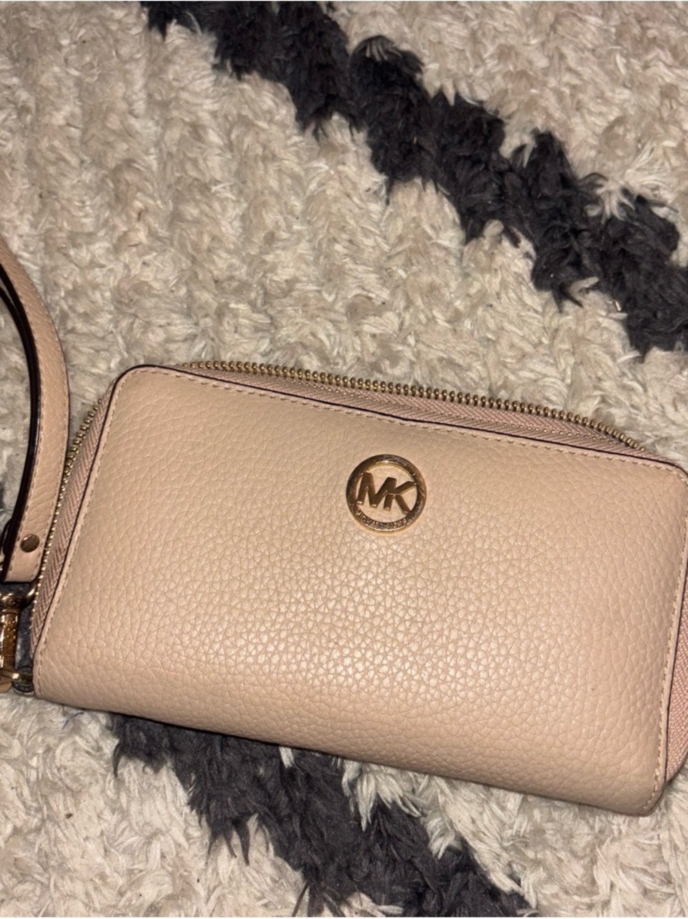 Michael Kors Pebbled Leather Wristlet Wallet